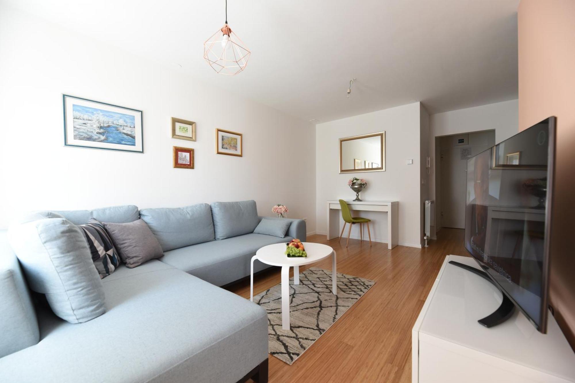 Mary'S Apartment - With Free Parking 萨格勒布 外观 照片